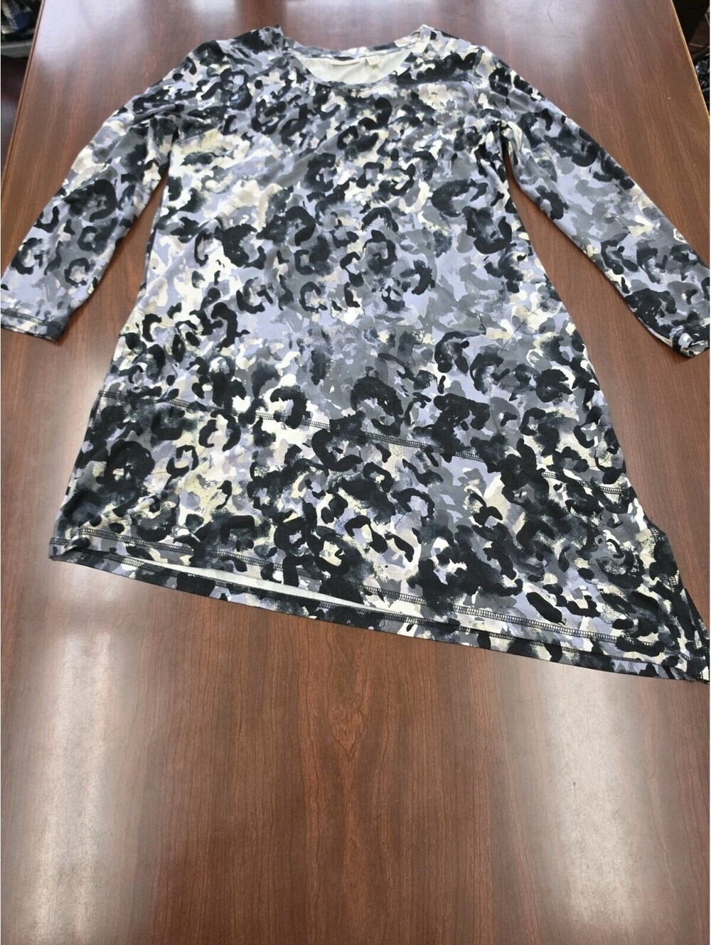 LOGO Lori Goldstein Animal Print Tunic Top Gray Black 3/4 Sleeve Stretch Small